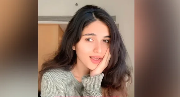 Saanvi Khan Famous Punjabi Makeup Artist Tango Nude Private Show